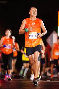 BIB: 239
                            <button type="button" onclick="openModal(16404501)" class="btn btn-primary btn-sm float-right btn-popup" data-toggle="modal" data-target=".modal-high-quality">
                        <i class="fas fa-shopping-cart"></i> Add to Cart
                    </button>
                                            <button type="button" onclick="isThisMe(16404501, true)" class="btn btn-success btn-sm float-right btn-popup btn-isme hidden" data-toggle="tooltip" data-placement="bottom" title="นี่คือรูปของคุณใช่ไหม คลิกที่นี่เพื่อเอาเข้าอัลบั้ม">
                        <i class="fas fa-plus"></i> Add to album
                    </button>
                    <button type="button" onclick="isThisMe(16404501, false)" class="btn btn-warning btn-sm float-right btn-popup btn-isnotme hidden">
                        <i class="fas fa-ban"></i> Remove from album
                    </button>