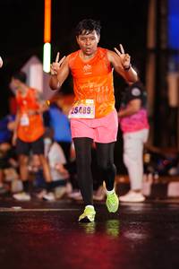 BIB: 25489
                            <button type="button" onclick="openModal(16392239)" class="btn btn-primary btn-sm float-right btn-popup" data-toggle="modal" data-target=".modal-high-quality">
                        <i class="fas fa-shopping-cart"></i> Add to Cart
                    </button>
                                            <button type="button" onclick="isThisMe(16392239, true)" class="btn btn-success btn-sm float-right btn-popup btn-isme hidden" data-toggle="tooltip" data-placement="bottom" title="นี่คือรูปของคุณใช่ไหม คลิกที่นี่เพื่อเอาเข้าอัลบั้ม">
                        <i class="fas fa-plus"></i> Add to album
                    </button>
                    <button type="button" onclick="isThisMe(16392239, false)" class="btn btn-warning btn-sm float-right btn-popup btn-isnotme hidden">
                        <i class="fas fa-ban"></i> Remove from album
                    </button>