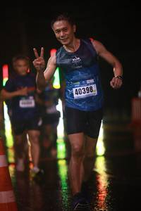 BIB: 40398
                            <button type="button" onclick="openModal(16366154)" class="btn btn-primary btn-sm float-right btn-popup" data-toggle="modal" data-target=".modal-high-quality">
                        <i class="fas fa-shopping-cart"></i> Add to Cart
                    </button>
                                            <button type="button" onclick="isThisMe(16366154, true)" class="btn btn-success btn-sm float-right btn-popup btn-isme hidden" data-toggle="tooltip" data-placement="bottom" title="นี่คือรูปของคุณใช่ไหม คลิกที่นี่เพื่อเอาเข้าอัลบั้ม">
                        <i class="fas fa-plus"></i> Add to album
                    </button>
                    <button type="button" onclick="isThisMe(16366154, false)" class="btn btn-warning btn-sm float-right btn-popup btn-isnotme hidden">
                        <i class="fas fa-ban"></i> Remove from album
                    </button>