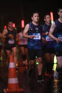 BIB: 1533, 4053
                            <button type="button" onclick="openModal(16387089)" class="btn btn-primary btn-sm float-right btn-popup" data-toggle="modal" data-target=".modal-high-quality">
                        <i class="fas fa-shopping-cart"></i> Add to Cart
                    </button>
                                            <button type="button" onclick="isThisMe(16387089, true)" class="btn btn-success btn-sm float-right btn-popup btn-isme hidden" data-toggle="tooltip" data-placement="bottom" title="นี่คือรูปของคุณใช่ไหม คลิกที่นี่เพื่อเอาเข้าอัลบั้ม">
                        <i class="fas fa-plus"></i> Add to album
                    </button>
                    <button type="button" onclick="isThisMe(16387089, false)" class="btn btn-warning btn-sm float-right btn-popup btn-isnotme hidden">
                        <i class="fas fa-ban"></i> Remove from album
                    </button>