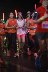 BIB: 090, 25584
                            <button type="button" onclick="openModal(16282913)" class="btn btn-primary btn-sm float-right btn-popup" data-toggle="modal" data-target=".modal-high-quality">
                        <i class="fas fa-shopping-cart"></i> Add to Cart
                    </button>
                                            <button type="button" onclick="isThisMe(16282913, true)" class="btn btn-success btn-sm float-right btn-popup btn-isme hidden" data-toggle="tooltip" data-placement="bottom" title="นี่คือรูปของคุณใช่ไหม คลิกที่นี่เพื่อเอาเข้าอัลบั้ม">
                        <i class="fas fa-plus"></i> Add to album
                    </button>
                    <button type="button" onclick="isThisMe(16282913, false)" class="btn btn-warning btn-sm float-right btn-popup btn-isnotme hidden">
                        <i class="fas fa-ban"></i> Remove from album
                    </button>