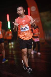 BIB: 20228
                            <button type="button" onclick="openModal(16270579)" class="btn btn-primary btn-sm float-right btn-popup" data-toggle="modal" data-target=".modal-high-quality">
                        <i class="fas fa-shopping-cart"></i> Add to Cart
                    </button>
                                            <button type="button" onclick="isThisMe(16270579, true)" class="btn btn-success btn-sm float-right btn-popup btn-isme hidden" data-toggle="tooltip" data-placement="bottom" title="นี่คือรูปของคุณใช่ไหม คลิกที่นี่เพื่อเอาเข้าอัลบั้ม">
                        <i class="fas fa-plus"></i> Add to album
                    </button>
                    <button type="button" onclick="isThisMe(16270579, false)" class="btn btn-warning btn-sm float-right btn-popup btn-isnotme hidden">
                        <i class="fas fa-ban"></i> Remove from album
                    </button>