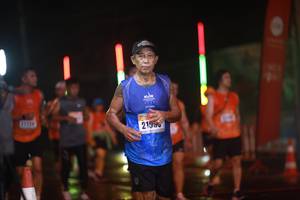 BIB: 120, 2155
                            <button type="button" onclick="openModal(16304033)" class="btn btn-primary btn-sm float-right btn-popup" data-toggle="modal" data-target=".modal-high-quality">
                        <i class="fas fa-shopping-cart"></i> Add to Cart
                    </button>
                                            <button type="button" onclick="isThisMe(16304033, true)" class="btn btn-success btn-sm float-right btn-popup btn-isme hidden" data-toggle="tooltip" data-placement="bottom" title="นี่คือรูปของคุณใช่ไหม คลิกที่นี่เพื่อเอาเข้าอัลบั้ม">
                        <i class="fas fa-plus"></i> Add to album
                    </button>
                    <button type="button" onclick="isThisMe(16304033, false)" class="btn btn-warning btn-sm float-right btn-popup btn-isnotme hidden">
                        <i class="fas fa-ban"></i> Remove from album
                    </button>