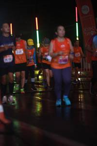 BIB: 2000, 21491
                            <button type="button" onclick="openModal(16285203)" class="btn btn-primary btn-sm float-right btn-popup" data-toggle="modal" data-target=".modal-high-quality">
                        <i class="fas fa-shopping-cart"></i> Add to Cart
                    </button>
                                            <button type="button" onclick="isThisMe(16285203, true)" class="btn btn-success btn-sm float-right btn-popup btn-isme hidden" data-toggle="tooltip" data-placement="bottom" title="นี่คือรูปของคุณใช่ไหม คลิกที่นี่เพื่อเอาเข้าอัลบั้ม">
                        <i class="fas fa-plus"></i> Add to album
                    </button>
                    <button type="button" onclick="isThisMe(16285203, false)" class="btn btn-warning btn-sm float-right btn-popup btn-isnotme hidden">
                        <i class="fas fa-ban"></i> Remove from album
                    </button>