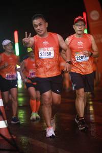 BIB: 23150, 22814, 25326
                            <button type="button" onclick="openModal(16292510)" class="btn btn-primary btn-sm float-right btn-popup" data-toggle="modal" data-target=".modal-high-quality">
                        <i class="fas fa-shopping-cart"></i> Add to Cart
                    </button>
                                            <button type="button" onclick="isThisMe(16292510, true)" class="btn btn-success btn-sm float-right btn-popup btn-isme hidden" data-toggle="tooltip" data-placement="bottom" title="นี่คือรูปของคุณใช่ไหม คลิกที่นี่เพื่อเอาเข้าอัลบั้ม">
                        <i class="fas fa-plus"></i> Add to album
                    </button>
                    <button type="button" onclick="isThisMe(16292510, false)" class="btn btn-warning btn-sm float-right btn-popup btn-isnotme hidden">
                        <i class="fas fa-ban"></i> Remove from album
                    </button>