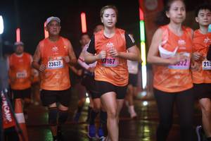 BIB: 23637, 7167, 032, 215
                            <button type="button" onclick="openModal(16305156)" class="btn btn-primary btn-sm float-right btn-popup" data-toggle="modal" data-target=".modal-high-quality">
                        <i class="fas fa-shopping-cart"></i> Add to Cart
                    </button>
                                            <button type="button" onclick="isThisMe(16305156, true)" class="btn btn-success btn-sm float-right btn-popup btn-isme hidden" data-toggle="tooltip" data-placement="bottom" title="นี่คือรูปของคุณใช่ไหม คลิกที่นี่เพื่อเอาเข้าอัลบั้ม">
                        <i class="fas fa-plus"></i> Add to album
                    </button>
                    <button type="button" onclick="isThisMe(16305156, false)" class="btn btn-warning btn-sm float-right btn-popup btn-isnotme hidden">
                        <i class="fas fa-ban"></i> Remove from album
                    </button>