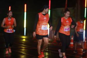 BIB: 23852, 26577, 256
                            <button type="button" onclick="openModal(16422825)" class="btn btn-primary btn-sm float-right btn-popup" data-toggle="modal" data-target=".modal-high-quality">
                        <i class="fas fa-shopping-cart"></i> Add to Cart
                    </button>
                                            <button type="button" onclick="isThisMe(16422825, true)" class="btn btn-success btn-sm float-right btn-popup btn-isme hidden" data-toggle="tooltip" data-placement="bottom" title="นี่คือรูปของคุณใช่ไหม คลิกที่นี่เพื่อเอาเข้าอัลบั้ม">
                        <i class="fas fa-plus"></i> Add to album
                    </button>
                    <button type="button" onclick="isThisMe(16422825, false)" class="btn btn-warning btn-sm float-right btn-popup btn-isnotme hidden">
                        <i class="fas fa-ban"></i> Remove from album
                    </button>