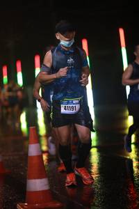 BIB: 41191
                            <button type="button" onclick="openModal(16360305)" class="btn btn-primary btn-sm float-right btn-popup" data-toggle="modal" data-target=".modal-high-quality">
                        <i class="fas fa-shopping-cart"></i> Add to Cart
                    </button>
                                            <button type="button" onclick="isThisMe(16360305, true)" class="btn btn-success btn-sm float-right btn-popup btn-isme hidden" data-toggle="tooltip" data-placement="bottom" title="นี่คือรูปของคุณใช่ไหม คลิกที่นี่เพื่อเอาเข้าอัลบั้ม">
                        <i class="fas fa-plus"></i> Add to album
                    </button>
                    <button type="button" onclick="isThisMe(16360305, false)" class="btn btn-warning btn-sm float-right btn-popup btn-isnotme hidden">
                        <i class="fas fa-ban"></i> Remove from album
                    </button>