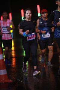 BIB: 409, 44154, 42333
                            <button type="button" onclick="openModal(16428332)" class="btn btn-primary btn-sm float-right btn-popup" data-toggle="modal" data-target=".modal-high-quality">
                        <i class="fas fa-shopping-cart"></i> Add to Cart
                    </button>
                                            <button type="button" onclick="isThisMe(16428332, true)" class="btn btn-success btn-sm float-right btn-popup btn-isme hidden" data-toggle="tooltip" data-placement="bottom" title="นี่คือรูปของคุณใช่ไหม คลิกที่นี่เพื่อเอาเข้าอัลบั้ม">
                        <i class="fas fa-plus"></i> Add to album
                    </button>
                    <button type="button" onclick="isThisMe(16428332, false)" class="btn btn-warning btn-sm float-right btn-popup btn-isnotme hidden">
                        <i class="fas fa-ban"></i> Remove from album
                    </button>