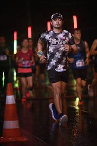 BIB: 4240
                            <button type="button" onclick="openModal(16374452)" class="btn btn-primary btn-sm float-right btn-popup" data-toggle="modal" data-target=".modal-high-quality">
                        <i class="fas fa-shopping-cart"></i> Add to Cart
                    </button>
                                            <button type="button" onclick="isThisMe(16374452, true)" class="btn btn-success btn-sm float-right btn-popup btn-isme hidden" data-toggle="tooltip" data-placement="bottom" title="นี่คือรูปของคุณใช่ไหม คลิกที่นี่เพื่อเอาเข้าอัลบั้ม">
                        <i class="fas fa-plus"></i> Add to album
                    </button>
                    <button type="button" onclick="isThisMe(16374452, false)" class="btn btn-warning btn-sm float-right btn-popup btn-isnotme hidden">
                        <i class="fas fa-ban"></i> Remove from album
                    </button>