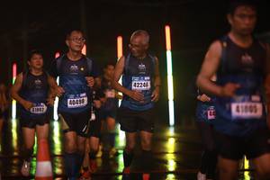 BIB: 42246, 40498, 41882, 41005
                            <button type="button" onclick="openModal(16432742)" class="btn btn-primary btn-sm float-right btn-popup" data-toggle="modal" data-target=".modal-high-quality">
                        <i class="fas fa-shopping-cart"></i> Add to Cart
                    </button>
                                            <button type="button" onclick="isThisMe(16432742, true)" class="btn btn-success btn-sm float-right btn-popup btn-isme hidden" data-toggle="tooltip" data-placement="bottom" title="นี่คือรูปของคุณใช่ไหม คลิกที่นี่เพื่อเอาเข้าอัลบั้ม">
                        <i class="fas fa-plus"></i> Add to album
                    </button>
                    <button type="button" onclick="isThisMe(16432742, false)" class="btn btn-warning btn-sm float-right btn-popup btn-isnotme hidden">
                        <i class="fas fa-ban"></i> Remove from album
                    </button>