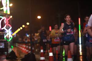 BIB: 4613, 24333
                            <button type="button" onclick="openModal(16409274)" class="btn btn-primary btn-sm float-right btn-popup" data-toggle="modal" data-target=".modal-high-quality">
                        <i class="fas fa-shopping-cart"></i> Add to Cart
                    </button>
                                            <button type="button" onclick="isThisMe(16409274, true)" class="btn btn-success btn-sm float-right btn-popup btn-isme hidden" data-toggle="tooltip" data-placement="bottom" title="นี่คือรูปของคุณใช่ไหม คลิกที่นี่เพื่อเอาเข้าอัลบั้ม">
                        <i class="fas fa-plus"></i> Add to album
                    </button>
                    <button type="button" onclick="isThisMe(16409274, false)" class="btn btn-warning btn-sm float-right btn-popup btn-isnotme hidden">
                        <i class="fas fa-ban"></i> Remove from album
                    </button>