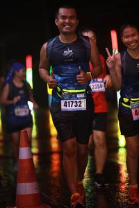 BIB: 354, 41732
                            <button type="button" onclick="openModal(16462172)" class="btn btn-primary btn-sm float-right btn-popup" data-toggle="modal" data-target=".modal-high-quality">
                        <i class="fas fa-shopping-cart"></i> Add to Cart
                    </button>
                                            <button type="button" onclick="isThisMe(16462172, true)" class="btn btn-success btn-sm float-right btn-popup btn-isme hidden" data-toggle="tooltip" data-placement="bottom" title="นี่คือรูปของคุณใช่ไหม คลิกที่นี่เพื่อเอาเข้าอัลบั้ม">
                        <i class="fas fa-plus"></i> Add to album
                    </button>
                    <button type="button" onclick="isThisMe(16462172, false)" class="btn btn-warning btn-sm float-right btn-popup btn-isnotme hidden">
                        <i class="fas fa-ban"></i> Remove from album
                    </button>