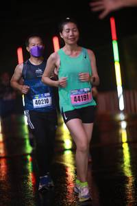 BIB: 40210, 44191
                            <button type="button" onclick="openModal(16422258)" class="btn btn-primary btn-sm float-right btn-popup" data-toggle="modal" data-target=".modal-high-quality">
                        <i class="fas fa-shopping-cart"></i> Add to Cart
                    </button>
                                            <button type="button" onclick="isThisMe(16422258, true)" class="btn btn-success btn-sm float-right btn-popup btn-isme hidden" data-toggle="tooltip" data-placement="bottom" title="นี่คือรูปของคุณใช่ไหม คลิกที่นี่เพื่อเอาเข้าอัลบั้ม">
                        <i class="fas fa-plus"></i> Add to album
                    </button>
                    <button type="button" onclick="isThisMe(16422258, false)" class="btn btn-warning btn-sm float-right btn-popup btn-isnotme hidden">
                        <i class="fas fa-ban"></i> Remove from album
                    </button>