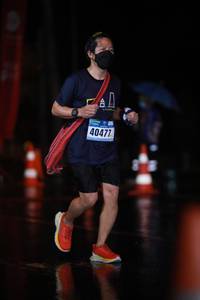 BIB: 40477
                            <button type="button" onclick="openModal(16489032)" class="btn btn-primary btn-sm float-right btn-popup" data-toggle="modal" data-target=".modal-high-quality">
                        <i class="fas fa-shopping-cart"></i> Add to Cart
                    </button>
                                            <button type="button" onclick="isThisMe(16489032, true)" class="btn btn-success btn-sm float-right btn-popup btn-isme hidden" data-toggle="tooltip" data-placement="bottom" title="นี่คือรูปของคุณใช่ไหม คลิกที่นี่เพื่อเอาเข้าอัลบั้ม">
                        <i class="fas fa-plus"></i> Add to album
                    </button>
                    <button type="button" onclick="isThisMe(16489032, false)" class="btn btn-warning btn-sm float-right btn-popup btn-isnotme hidden">
                        <i class="fas fa-ban"></i> Remove from album
                    </button>