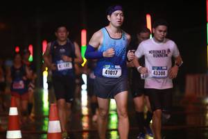 BIB: 4142, 41017, 43300
                            <button type="button" onclick="openModal(16432077)" class="btn btn-primary btn-sm float-right btn-popup" data-toggle="modal" data-target=".modal-high-quality">
                        <i class="fas fa-shopping-cart"></i> Add to Cart
                    </button>
                                            <button type="button" onclick="isThisMe(16432077, true)" class="btn btn-success btn-sm float-right btn-popup btn-isme hidden" data-toggle="tooltip" data-placement="bottom" title="นี่คือรูปของคุณใช่ไหม คลิกที่นี่เพื่อเอาเข้าอัลบั้ม">
                        <i class="fas fa-plus"></i> Add to album
                    </button>
                    <button type="button" onclick="isThisMe(16432077, false)" class="btn btn-warning btn-sm float-right btn-popup btn-isnotme hidden">
                        <i class="fas fa-ban"></i> Remove from album
                    </button>