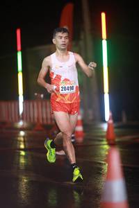 BIB: 20490
                            <button type="button" onclick="openModal(16520576)" class="btn btn-primary btn-sm float-right btn-popup" data-toggle="modal" data-target=".modal-high-quality">
                        <i class="fas fa-shopping-cart"></i> Add to Cart
                    </button>
                                            <button type="button" onclick="isThisMe(16520576, true)" class="btn btn-success btn-sm float-right btn-popup btn-isme hidden" data-toggle="tooltip" data-placement="bottom" title="นี่คือรูปของคุณใช่ไหม คลิกที่นี่เพื่อเอาเข้าอัลบั้ม">
                        <i class="fas fa-plus"></i> Add to album
                    </button>
                    <button type="button" onclick="isThisMe(16520576, false)" class="btn btn-warning btn-sm float-right btn-popup btn-isnotme hidden">
                        <i class="fas fa-ban"></i> Remove from album
                    </button>