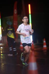 BIB: 42195, 20585, 
                            <button type="button" onclick="openModal(16360414)" class="btn btn-primary btn-sm float-right btn-popup" data-toggle="modal" data-target=".modal-high-quality">
                        <i class="fas fa-shopping-cart"></i> Add to Cart
                    </button>
                                            <button type="button" onclick="isThisMe(16360414, true)" class="btn btn-success btn-sm float-right btn-popup btn-isme hidden" data-toggle="tooltip" data-placement="bottom" title="นี่คือรูปของคุณใช่ไหม คลิกที่นี่เพื่อเอาเข้าอัลบั้ม">
                        <i class="fas fa-plus"></i> Add to album
                    </button>
                    <button type="button" onclick="isThisMe(16360414, false)" class="btn btn-warning btn-sm float-right btn-popup btn-isnotme hidden">
                        <i class="fas fa-ban"></i> Remove from album
                    </button>