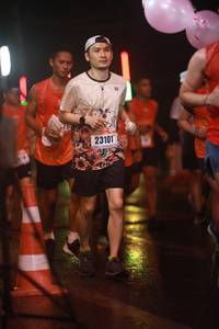 BIB: 23101
                            <button type="button" onclick="openModal(16530091)" class="btn btn-primary btn-sm float-right btn-popup" data-toggle="modal" data-target=".modal-high-quality">
                        <i class="fas fa-shopping-cart"></i> Add to Cart
                    </button>
                                            <button type="button" onclick="isThisMe(16530091, true)" class="btn btn-success btn-sm float-right btn-popup btn-isme hidden" data-toggle="tooltip" data-placement="bottom" title="นี่คือรูปของคุณใช่ไหม คลิกที่นี่เพื่อเอาเข้าอัลบั้ม">
                        <i class="fas fa-plus"></i> Add to album
                    </button>
                    <button type="button" onclick="isThisMe(16530091, false)" class="btn btn-warning btn-sm float-right btn-popup btn-isnotme hidden">
                        <i class="fas fa-ban"></i> Remove from album
                    </button>