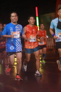 BIB: 21782
                            <button type="button" onclick="openModal(16412446)" class="btn btn-primary btn-sm float-right btn-popup" data-toggle="modal" data-target=".modal-high-quality">
                        <i class="fas fa-shopping-cart"></i> Add to Cart
                    </button>
                                            <button type="button" onclick="isThisMe(16412446, true)" class="btn btn-success btn-sm float-right btn-popup btn-isme hidden" data-toggle="tooltip" data-placement="bottom" title="นี่คือรูปของคุณใช่ไหม คลิกที่นี่เพื่อเอาเข้าอัลบั้ม">
                        <i class="fas fa-plus"></i> Add to album
                    </button>
                    <button type="button" onclick="isThisMe(16412446, false)" class="btn btn-warning btn-sm float-right btn-popup btn-isnotme hidden">
                        <i class="fas fa-ban"></i> Remove from album
                    </button>