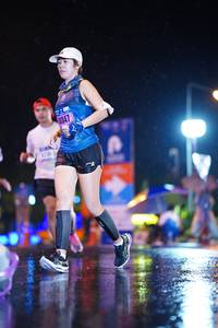 BIB: 4047
                            <button type="button" onclick="openModal(17012130)" class="btn btn-primary btn-sm float-right btn-popup" data-toggle="modal" data-target=".modal-high-quality">
                        <i class="fas fa-shopping-cart"></i> Add to Cart
                    </button>
                                            <button type="button" onclick="isThisMe(17012130, true)" class="btn btn-success btn-sm float-right btn-popup btn-isme hidden" data-toggle="tooltip" data-placement="bottom" title="นี่คือรูปของคุณใช่ไหม คลิกที่นี่เพื่อเอาเข้าอัลบั้ม">
                        <i class="fas fa-plus"></i> Add to album
                    </button>
                    <button type="button" onclick="isThisMe(17012130, false)" class="btn btn-warning btn-sm float-right btn-popup btn-isnotme hidden">
                        <i class="fas fa-ban"></i> Remove from album
                    </button>