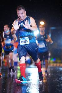 BIB: 42985
                            <button type="button" onclick="openModal(16797994)" class="btn btn-primary btn-sm float-right btn-popup" data-toggle="modal" data-target=".modal-high-quality">
                        <i class="fas fa-shopping-cart"></i> Add to Cart
                    </button>
                                            <button type="button" onclick="isThisMe(16797994, true)" class="btn btn-success btn-sm float-right btn-popup btn-isme hidden" data-toggle="tooltip" data-placement="bottom" title="นี่คือรูปของคุณใช่ไหม คลิกที่นี่เพื่อเอาเข้าอัลบั้ม">
                        <i class="fas fa-plus"></i> Add to album
                    </button>
                    <button type="button" onclick="isThisMe(16797994, false)" class="btn btn-warning btn-sm float-right btn-popup btn-isnotme hidden">
                        <i class="fas fa-ban"></i> Remove from album
                    </button>