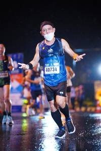 BIB: 40734
                            <button type="button" onclick="openModal(16735212)" class="btn btn-primary btn-sm float-right btn-popup" data-toggle="modal" data-target=".modal-high-quality">
                        <i class="fas fa-shopping-cart"></i> Add to Cart
                    </button>
                                            <button type="button" onclick="isThisMe(16735212, true)" class="btn btn-success btn-sm float-right btn-popup btn-isme hidden" data-toggle="tooltip" data-placement="bottom" title="นี่คือรูปของคุณใช่ไหม คลิกที่นี่เพื่อเอาเข้าอัลบั้ม">
                        <i class="fas fa-plus"></i> Add to album
                    </button>
                    <button type="button" onclick="isThisMe(16735212, false)" class="btn btn-warning btn-sm float-right btn-popup btn-isnotme hidden">
                        <i class="fas fa-ban"></i> Remove from album
                    </button>