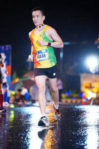 BIB: 40448
                            <button type="button" onclick="openModal(16741668)" class="btn btn-primary btn-sm float-right btn-popup" data-toggle="modal" data-target=".modal-high-quality">
                        <i class="fas fa-shopping-cart"></i> Add to Cart
                    </button>
                                            <button type="button" onclick="isThisMe(16741668, true)" class="btn btn-success btn-sm float-right btn-popup btn-isme hidden" data-toggle="tooltip" data-placement="bottom" title="นี่คือรูปของคุณใช่ไหม คลิกที่นี่เพื่อเอาเข้าอัลบั้ม">
                        <i class="fas fa-plus"></i> Add to album
                    </button>
                    <button type="button" onclick="isThisMe(16741668, false)" class="btn btn-warning btn-sm float-right btn-popup btn-isnotme hidden">
                        <i class="fas fa-ban"></i> Remove from album
                    </button>