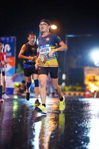 BIB: 40226
                            <button type="button" onclick="openModal(16715875)" class="btn btn-primary btn-sm float-right btn-popup" data-toggle="modal" data-target=".modal-high-quality">
                        <i class="fas fa-shopping-cart"></i> Add to Cart
                    </button>
                                            <button type="button" onclick="isThisMe(16715875, true)" class="btn btn-success btn-sm float-right btn-popup btn-isme hidden" data-toggle="tooltip" data-placement="bottom" title="นี่คือรูปของคุณใช่ไหม คลิกที่นี่เพื่อเอาเข้าอัลบั้ม">
                        <i class="fas fa-plus"></i> Add to album
                    </button>
                    <button type="button" onclick="isThisMe(16715875, false)" class="btn btn-warning btn-sm float-right btn-popup btn-isnotme hidden">
                        <i class="fas fa-ban"></i> Remove from album
                    </button>