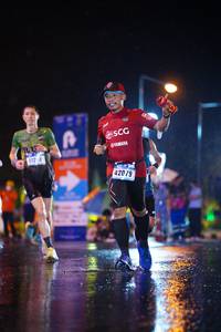 BIB: 412, 4209
                            <button type="button" onclick="openModal(16732789)" class="btn btn-primary btn-sm float-right btn-popup" data-toggle="modal" data-target=".modal-high-quality">
                        <i class="fas fa-shopping-cart"></i> Add to Cart
                    </button>
                                            <button type="button" onclick="isThisMe(16732789, true)" class="btn btn-success btn-sm float-right btn-popup btn-isme hidden" data-toggle="tooltip" data-placement="bottom" title="นี่คือรูปของคุณใช่ไหม คลิกที่นี่เพื่อเอาเข้าอัลบั้ม">
                        <i class="fas fa-plus"></i> Add to album
                    </button>
                    <button type="button" onclick="isThisMe(16732789, false)" class="btn btn-warning btn-sm float-right btn-popup btn-isnotme hidden">
                        <i class="fas fa-ban"></i> Remove from album
                    </button>