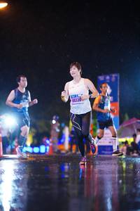 BIB: 44336
                            <button type="button" onclick="openModal(16982991)" class="btn btn-primary btn-sm float-right btn-popup" data-toggle="modal" data-target=".modal-high-quality">
                        <i class="fas fa-shopping-cart"></i> Add to Cart
                    </button>
                                            <button type="button" onclick="isThisMe(16982991, true)" class="btn btn-success btn-sm float-right btn-popup btn-isme hidden" data-toggle="tooltip" data-placement="bottom" title="นี่คือรูปของคุณใช่ไหม คลิกที่นี่เพื่อเอาเข้าอัลบั้ม">
                        <i class="fas fa-plus"></i> Add to album
                    </button>
                    <button type="button" onclick="isThisMe(16982991, false)" class="btn btn-warning btn-sm float-right btn-popup btn-isnotme hidden">
                        <i class="fas fa-ban"></i> Remove from album
                    </button>