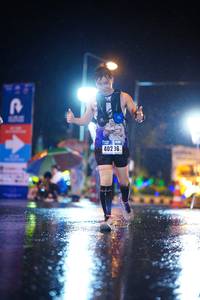 BIB: 402
                            <button type="button" onclick="openModal(16744937)" class="btn btn-primary btn-sm float-right btn-popup" data-toggle="modal" data-target=".modal-high-quality">
                        <i class="fas fa-shopping-cart"></i> Add to Cart
                    </button>
                                            <button type="button" onclick="isThisMe(16744937, true)" class="btn btn-success btn-sm float-right btn-popup btn-isme hidden" data-toggle="tooltip" data-placement="bottom" title="นี่คือรูปของคุณใช่ไหม คลิกที่นี่เพื่อเอาเข้าอัลบั้ม">
                        <i class="fas fa-plus"></i> Add to album
                    </button>
                    <button type="button" onclick="isThisMe(16744937, false)" class="btn btn-warning btn-sm float-right btn-popup btn-isnotme hidden">
                        <i class="fas fa-ban"></i> Remove from album
                    </button>