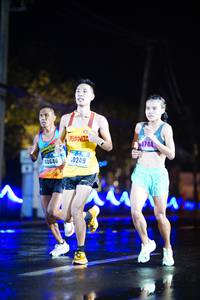 BIB: 4744, 40646, 0249
                            <button type="button" onclick="openModal(17110571)" class="btn btn-primary btn-sm float-right btn-popup" data-toggle="modal" data-target=".modal-high-quality">
                        <i class="fas fa-shopping-cart"></i> Add to Cart
                    </button>
                                            <button type="button" onclick="isThisMe(17110571, true)" class="btn btn-success btn-sm float-right btn-popup btn-isme hidden" data-toggle="tooltip" data-placement="bottom" title="นี่คือรูปของคุณใช่ไหม คลิกที่นี่เพื่อเอาเข้าอัลบั้ม">
                        <i class="fas fa-plus"></i> Add to album
                    </button>
                    <button type="button" onclick="isThisMe(17110571, false)" class="btn btn-warning btn-sm float-right btn-popup btn-isnotme hidden">
                        <i class="fas fa-ban"></i> Remove from album
                    </button>