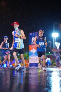 BIB: 40619, 4162
                            <button type="button" onclick="openModal(17040042)" class="btn btn-primary btn-sm float-right btn-popup" data-toggle="modal" data-target=".modal-high-quality">
                        <i class="fas fa-shopping-cart"></i> Add to Cart
                    </button>
                                            <button type="button" onclick="isThisMe(17040042, true)" class="btn btn-success btn-sm float-right btn-popup btn-isme hidden" data-toggle="tooltip" data-placement="bottom" title="นี่คือรูปของคุณใช่ไหม คลิกที่นี่เพื่อเอาเข้าอัลบั้ม">
                        <i class="fas fa-plus"></i> Add to album
                    </button>
                    <button type="button" onclick="isThisMe(17040042, false)" class="btn btn-warning btn-sm float-right btn-popup btn-isnotme hidden">
                        <i class="fas fa-ban"></i> Remove from album
                    </button>