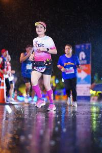 BIB: 4720
                            <button type="button" onclick="openModal(17027894)" class="btn btn-primary btn-sm float-right btn-popup" data-toggle="modal" data-target=".modal-high-quality">
                        <i class="fas fa-shopping-cart"></i> Add to Cart
                    </button>
                                            <button type="button" onclick="isThisMe(17027894, true)" class="btn btn-success btn-sm float-right btn-popup btn-isme hidden" data-toggle="tooltip" data-placement="bottom" title="นี่คือรูปของคุณใช่ไหม คลิกที่นี่เพื่อเอาเข้าอัลบั้ม">
                        <i class="fas fa-plus"></i> Add to album
                    </button>
                    <button type="button" onclick="isThisMe(17027894, false)" class="btn btn-warning btn-sm float-right btn-popup btn-isnotme hidden">
                        <i class="fas fa-ban"></i> Remove from album
                    </button>