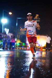 BIB: 1952
                            <button type="button" onclick="openModal(16853698)" class="btn btn-primary btn-sm float-right btn-popup" data-toggle="modal" data-target=".modal-high-quality">
                        <i class="fas fa-shopping-cart"></i> Add to Cart
                    </button>
                                            <button type="button" onclick="isThisMe(16853698, true)" class="btn btn-success btn-sm float-right btn-popup btn-isme hidden" data-toggle="tooltip" data-placement="bottom" title="นี่คือรูปของคุณใช่ไหม คลิกที่นี่เพื่อเอาเข้าอัลบั้ม">
                        <i class="fas fa-plus"></i> Add to album
                    </button>
                    <button type="button" onclick="isThisMe(16853698, false)" class="btn btn-warning btn-sm float-right btn-popup btn-isnotme hidden">
                        <i class="fas fa-ban"></i> Remove from album
                    </button>