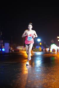 BIB: 40602
                            <button type="button" onclick="openModal(16627892)" class="btn btn-primary btn-sm float-right btn-popup" data-toggle="modal" data-target=".modal-high-quality">
                        <i class="fas fa-shopping-cart"></i> Add to Cart
                    </button>
                                            <button type="button" onclick="isThisMe(16627892, true)" class="btn btn-success btn-sm float-right btn-popup btn-isme hidden" data-toggle="tooltip" data-placement="bottom" title="นี่คือรูปของคุณใช่ไหม คลิกที่นี่เพื่อเอาเข้าอัลบั้ม">
                        <i class="fas fa-plus"></i> Add to album
                    </button>
                    <button type="button" onclick="isThisMe(16627892, false)" class="btn btn-warning btn-sm float-right btn-popup btn-isnotme hidden">
                        <i class="fas fa-ban"></i> Remove from album
                    </button>