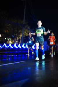 BIB: 452
                            <button type="button" onclick="openModal(16896524)" class="btn btn-primary btn-sm float-right btn-popup" data-toggle="modal" data-target=".modal-high-quality">
                        <i class="fas fa-shopping-cart"></i> Add to Cart
                    </button>
                                            <button type="button" onclick="isThisMe(16896524, true)" class="btn btn-success btn-sm float-right btn-popup btn-isme hidden" data-toggle="tooltip" data-placement="bottom" title="นี่คือรูปของคุณใช่ไหม คลิกที่นี่เพื่อเอาเข้าอัลบั้ม">
                        <i class="fas fa-plus"></i> Add to album
                    </button>
                    <button type="button" onclick="isThisMe(16896524, false)" class="btn btn-warning btn-sm float-right btn-popup btn-isnotme hidden">
                        <i class="fas fa-ban"></i> Remove from album
                    </button>