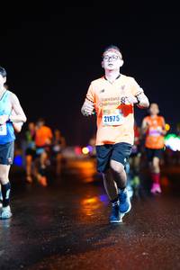 BIB: 21975
                            <button type="button" onclick="openModal(17139656)" class="btn btn-primary btn-sm float-right btn-popup" data-toggle="modal" data-target=".modal-high-quality">
                        <i class="fas fa-shopping-cart"></i> Add to Cart
                    </button>
                                            <button type="button" onclick="isThisMe(17139656, true)" class="btn btn-success btn-sm float-right btn-popup btn-isme hidden" data-toggle="tooltip" data-placement="bottom" title="นี่คือรูปของคุณใช่ไหม คลิกที่นี่เพื่อเอาเข้าอัลบั้ม">
                        <i class="fas fa-plus"></i> Add to album
                    </button>
                    <button type="button" onclick="isThisMe(17139656, false)" class="btn btn-warning btn-sm float-right btn-popup btn-isnotme hidden">
                        <i class="fas fa-ban"></i> Remove from album
                    </button>