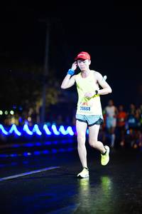 BIB: 20668
                            <button type="button" onclick="openModal(17152939)" class="btn btn-primary btn-sm float-right btn-popup" data-toggle="modal" data-target=".modal-high-quality">
                        <i class="fas fa-shopping-cart"></i> Add to Cart
                    </button>
                                            <button type="button" onclick="isThisMe(17152939, true)" class="btn btn-success btn-sm float-right btn-popup btn-isme hidden" data-toggle="tooltip" data-placement="bottom" title="นี่คือรูปของคุณใช่ไหม คลิกที่นี่เพื่อเอาเข้าอัลบั้ม">
                        <i class="fas fa-plus"></i> Add to album
                    </button>
                    <button type="button" onclick="isThisMe(17152939, false)" class="btn btn-warning btn-sm float-right btn-popup btn-isnotme hidden">
                        <i class="fas fa-ban"></i> Remove from album
                    </button>