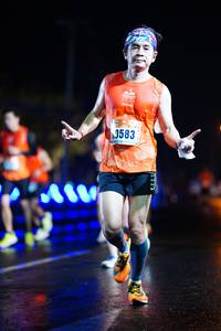 BIB: 0583
                            <button type="button" onclick="openModal(17042127)" class="btn btn-primary btn-sm float-right btn-popup" data-toggle="modal" data-target=".modal-high-quality">
                        <i class="fas fa-shopping-cart"></i> Add to Cart
                    </button>
                                            <button type="button" onclick="isThisMe(17042127, true)" class="btn btn-success btn-sm float-right btn-popup btn-isme hidden" data-toggle="tooltip" data-placement="bottom" title="นี่คือรูปของคุณใช่ไหม คลิกที่นี่เพื่อเอาเข้าอัลบั้ม">
                        <i class="fas fa-plus"></i> Add to album
                    </button>
                    <button type="button" onclick="isThisMe(17042127, false)" class="btn btn-warning btn-sm float-right btn-popup btn-isnotme hidden">
                        <i class="fas fa-ban"></i> Remove from album
                    </button>