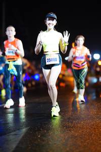 BIB: 25080
                            <button type="button" onclick="openModal(17110004)" class="btn btn-primary btn-sm float-right btn-popup" data-toggle="modal" data-target=".modal-high-quality">
                        <i class="fas fa-shopping-cart"></i> Add to Cart
                    </button>
                                            <button type="button" onclick="isThisMe(17110004, true)" class="btn btn-success btn-sm float-right btn-popup btn-isme hidden" data-toggle="tooltip" data-placement="bottom" title="นี่คือรูปของคุณใช่ไหม คลิกที่นี่เพื่อเอาเข้าอัลบั้ม">
                        <i class="fas fa-plus"></i> Add to album
                    </button>
                    <button type="button" onclick="isThisMe(17110004, false)" class="btn btn-warning btn-sm float-right btn-popup btn-isnotme hidden">
                        <i class="fas fa-ban"></i> Remove from album
                    </button>