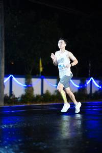 BIB: 621
                            <button type="button" onclick="openModal(16512465)" class="btn btn-primary btn-sm float-right btn-popup" data-toggle="modal" data-target=".modal-high-quality">
                        <i class="fas fa-shopping-cart"></i> Add to Cart
                    </button>
                                            <button type="button" onclick="isThisMe(16512465, true)" class="btn btn-success btn-sm float-right btn-popup btn-isme hidden" data-toggle="tooltip" data-placement="bottom" title="นี่คือรูปของคุณใช่ไหม คลิกที่นี่เพื่อเอาเข้าอัลบั้ม">
                        <i class="fas fa-plus"></i> Add to album
                    </button>
                    <button type="button" onclick="isThisMe(16512465, false)" class="btn btn-warning btn-sm float-right btn-popup btn-isnotme hidden">
                        <i class="fas fa-ban"></i> Remove from album
                    </button>