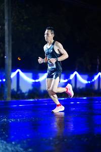 BIB: 190
                            <button type="button" onclick="openModal(16504349)" class="btn btn-primary btn-sm float-right btn-popup" data-toggle="modal" data-target=".modal-high-quality">
                        <i class="fas fa-shopping-cart"></i> Add to Cart
                    </button>
                                            <button type="button" onclick="isThisMe(16504349, true)" class="btn btn-success btn-sm float-right btn-popup btn-isme hidden" data-toggle="tooltip" data-placement="bottom" title="นี่คือรูปของคุณใช่ไหม คลิกที่นี่เพื่อเอาเข้าอัลบั้ม">
                        <i class="fas fa-plus"></i> Add to album
                    </button>
                    <button type="button" onclick="isThisMe(16504349, false)" class="btn btn-warning btn-sm float-right btn-popup btn-isnotme hidden">
                        <i class="fas fa-ban"></i> Remove from album
                    </button>