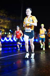 BIB: 20233
                            <button type="button" onclick="openModal(16975500)" class="btn btn-primary btn-sm float-right btn-popup" data-toggle="modal" data-target=".modal-high-quality">
                        <i class="fas fa-shopping-cart"></i> Add to Cart
                    </button>
                                            <button type="button" onclick="isThisMe(16975500, true)" class="btn btn-success btn-sm float-right btn-popup btn-isme hidden" data-toggle="tooltip" data-placement="bottom" title="นี่คือรูปของคุณใช่ไหม คลิกที่นี่เพื่อเอาเข้าอัลบั้ม">
                        <i class="fas fa-plus"></i> Add to album
                    </button>
                    <button type="button" onclick="isThisMe(16975500, false)" class="btn btn-warning btn-sm float-right btn-popup btn-isnotme hidden">
                        <i class="fas fa-ban"></i> Remove from album
                    </button>