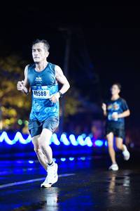 BIB: 40588
                            <button type="button" onclick="openModal(16648827)" class="btn btn-primary btn-sm float-right btn-popup" data-toggle="modal" data-target=".modal-high-quality">
                        <i class="fas fa-shopping-cart"></i> Add to Cart
                    </button>
                                            <button type="button" onclick="isThisMe(16648827, true)" class="btn btn-success btn-sm float-right btn-popup btn-isme hidden" data-toggle="tooltip" data-placement="bottom" title="นี่คือรูปของคุณใช่ไหม คลิกที่นี่เพื่อเอาเข้าอัลบั้ม">
                        <i class="fas fa-plus"></i> Add to album
                    </button>
                    <button type="button" onclick="isThisMe(16648827, false)" class="btn btn-warning btn-sm float-right btn-popup btn-isnotme hidden">
                        <i class="fas fa-ban"></i> Remove from album
                    </button>