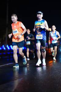 BIB: 23304, 23518
                            <button type="button" onclick="openModal(17030809)" class="btn btn-primary btn-sm float-right btn-popup" data-toggle="modal" data-target=".modal-high-quality">
                        <i class="fas fa-shopping-cart"></i> Add to Cart
                    </button>
                                            <button type="button" onclick="isThisMe(17030809, true)" class="btn btn-success btn-sm float-right btn-popup btn-isme hidden" data-toggle="tooltip" data-placement="bottom" title="นี่คือรูปของคุณใช่ไหม คลิกที่นี่เพื่อเอาเข้าอัลบั้ม">
                        <i class="fas fa-plus"></i> Add to album
                    </button>
                    <button type="button" onclick="isThisMe(17030809, false)" class="btn btn-warning btn-sm float-right btn-popup btn-isnotme hidden">
                        <i class="fas fa-ban"></i> Remove from album
                    </button>