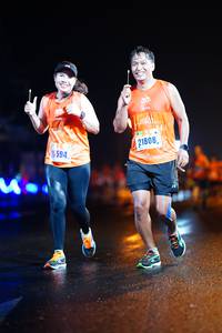 BIB: 594, 21808
                            <button type="button" onclick="openModal(16573697)" class="btn btn-primary btn-sm float-right btn-popup" data-toggle="modal" data-target=".modal-high-quality">
                        <i class="fas fa-shopping-cart"></i> Add to Cart
                    </button>
                                            <button type="button" onclick="isThisMe(16573697, true)" class="btn btn-success btn-sm float-right btn-popup btn-isme hidden" data-toggle="tooltip" data-placement="bottom" title="นี่คือรูปของคุณใช่ไหม คลิกที่นี่เพื่อเอาเข้าอัลบั้ม">
                        <i class="fas fa-plus"></i> Add to album
                    </button>
                    <button type="button" onclick="isThisMe(16573697, false)" class="btn btn-warning btn-sm float-right btn-popup btn-isnotme hidden">
                        <i class="fas fa-ban"></i> Remove from album
                    </button>