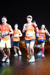 BIB: 872, 26725, 20128
                            <button type="button" onclick="openModal(16479519)" class="btn btn-primary btn-sm float-right btn-popup" data-toggle="modal" data-target=".modal-high-quality">
                        <i class="fas fa-shopping-cart"></i> Add to Cart
                    </button>
                                            <button type="button" onclick="isThisMe(16479519, true)" class="btn btn-success btn-sm float-right btn-popup btn-isme hidden" data-toggle="tooltip" data-placement="bottom" title="นี่คือรูปของคุณใช่ไหม คลิกที่นี่เพื่อเอาเข้าอัลบั้ม">
                        <i class="fas fa-plus"></i> Add to album
                    </button>
                    <button type="button" onclick="isThisMe(16479519, false)" class="btn btn-warning btn-sm float-right btn-popup btn-isnotme hidden">
                        <i class="fas fa-ban"></i> Remove from album
                    </button>