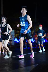 BIB: 632
                            <button type="button" onclick="openModal(16635887)" class="btn btn-primary btn-sm float-right btn-popup" data-toggle="modal" data-target=".modal-high-quality">
                        <i class="fas fa-shopping-cart"></i> Add to Cart
                    </button>
                                            <button type="button" onclick="isThisMe(16635887, true)" class="btn btn-success btn-sm float-right btn-popup btn-isme hidden" data-toggle="tooltip" data-placement="bottom" title="นี่คือรูปของคุณใช่ไหม คลิกที่นี่เพื่อเอาเข้าอัลบั้ม">
                        <i class="fas fa-plus"></i> Add to album
                    </button>
                    <button type="button" onclick="isThisMe(16635887, false)" class="btn btn-warning btn-sm float-right btn-popup btn-isnotme hidden">
                        <i class="fas fa-ban"></i> Remove from album
                    </button>
